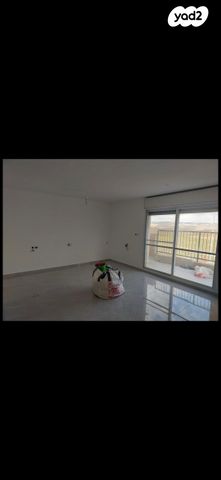 דופלקס, נרקיס 1, גבע בנימין, אדם - גבע בנימין