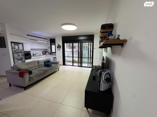 דירה, המעלות 8, פועלי הרכבת, גבעתיים