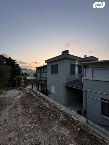 דו משפחתי, אשכולות 40, יפה נוף, מעלות תרשיחא