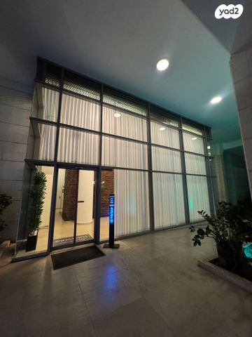 ישראל גלילי 15