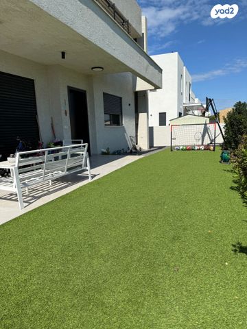 דו משפחתי, דרך השדות 1, השדות, עתלית