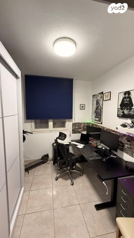 דירה, הוגו מולר 42, בן גוריון, קרית אתא