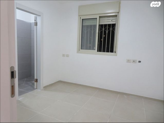 דירה, השקד 60, רכסים, רכסים