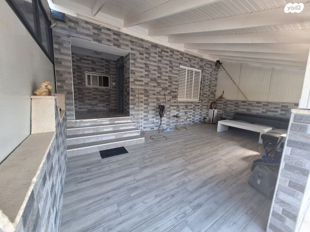 בית פרטי/ קוטג', שדרות גת 11, בני ישראל, קרית גת