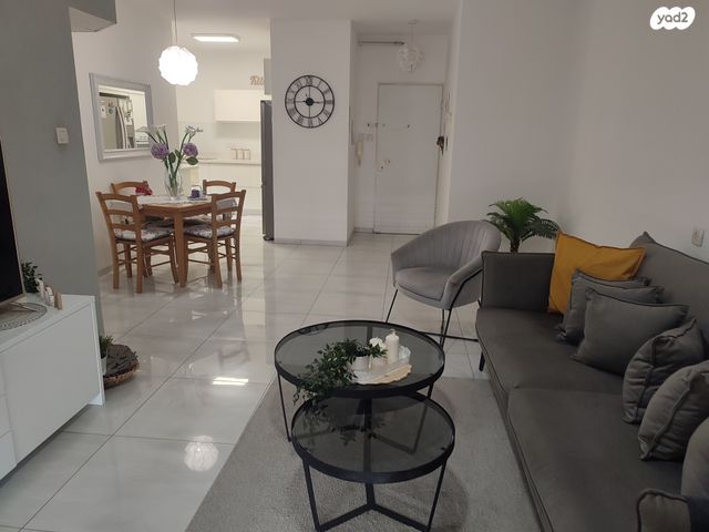 דרך יד לבנים 120