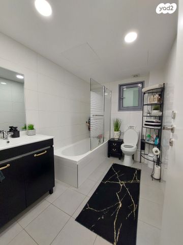 בית פרטי/ קוטג', משה לוי 3, נאות שמיר, רמלה