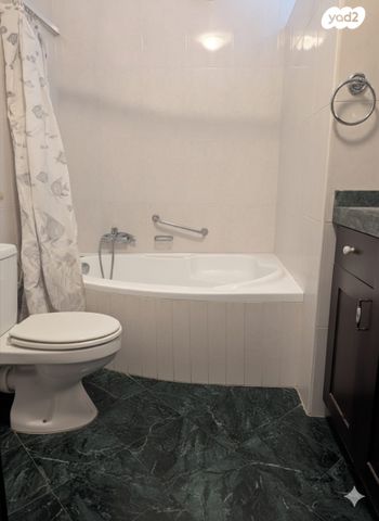 בית פרטי/ קוטג', פרץ ברנשטיין 24, רמת שרת, ירושלים