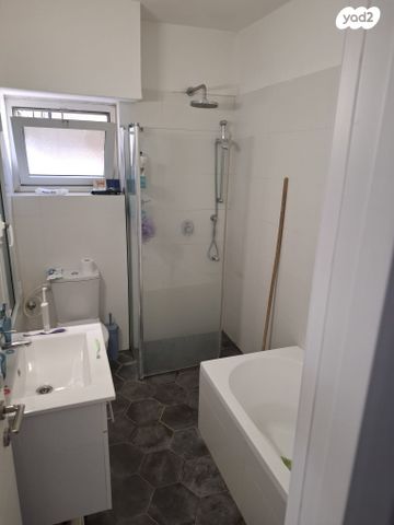 דירה, המעפילים 1, למפרט, כפר סבא