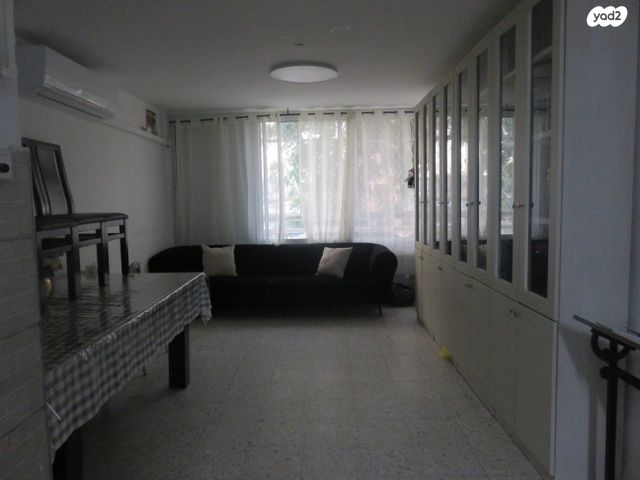 ז'בוטינסקי 1021