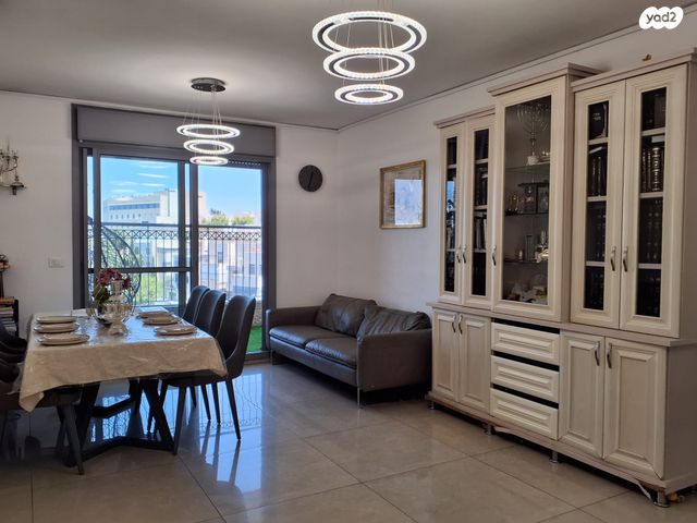 דירה, הרב אליעזר ברגמן 16, בית וגן, ירושלים