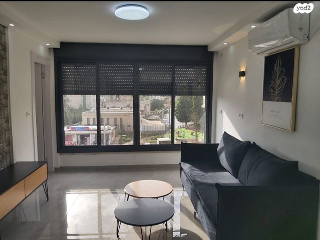 דירה, שדרות יוספטל 109, גבעה א', שביט, קרית אתא