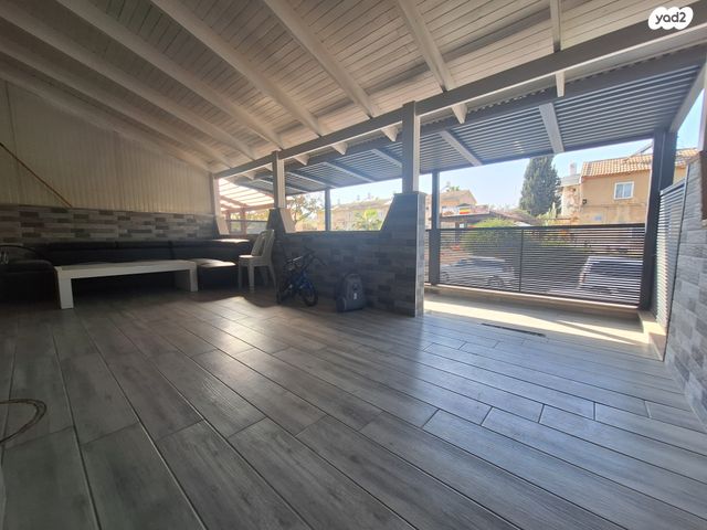 בית פרטי/ קוטג', שדרות גת 11, בני ישראל, קרית גת