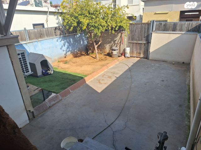 בית פרטי/ קוטג', שדרות גת 11, בני ישראל, קרית גת