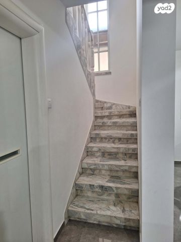 בית פרטי/ קוטג', שדרות גת 11, בני ישראל, קרית גת