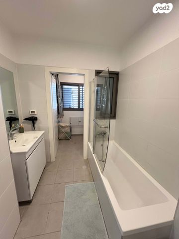 דירה, שרה אהרונסון 19, גדרה מזרח, גדרה