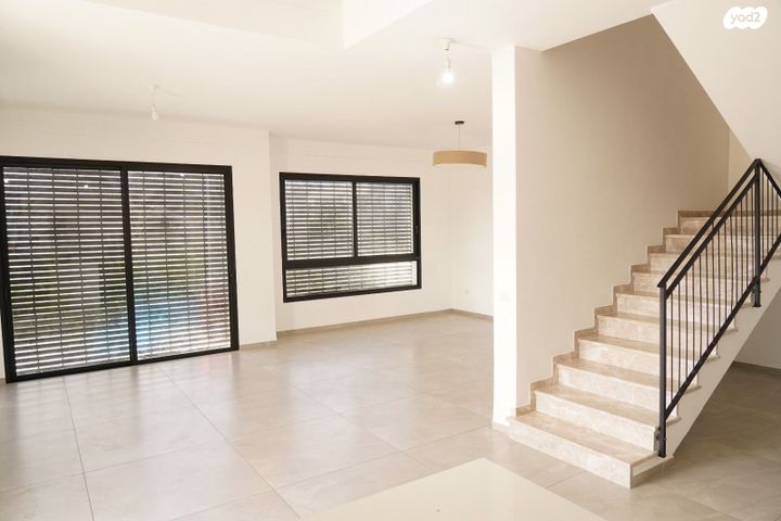 דו משפחתי, דרך השדות 1, השדות, עתלית