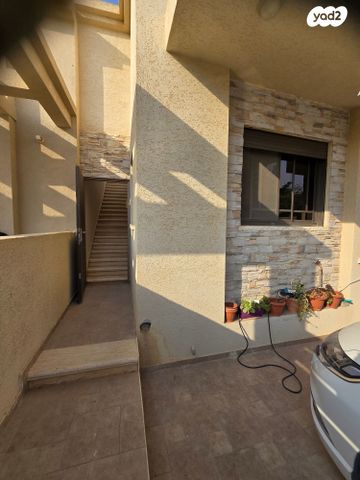 בית פרטי/ קוטג', נחל חתירה 4, נוף מדבר, ירוחם