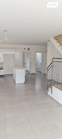 דופלקס, פילדלפיה 8, תל גיבורים, חולון