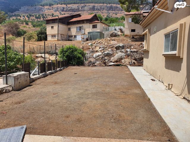 בית פרטי/ קוטג', ברזילי 16, שיכון ג', קרית שמונה