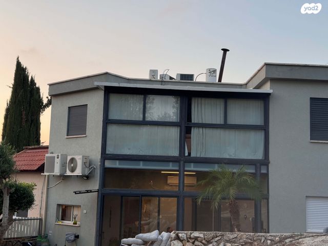 דו משפחתי, אשכולות 40, יפה נוף, מעלות תרשיחא