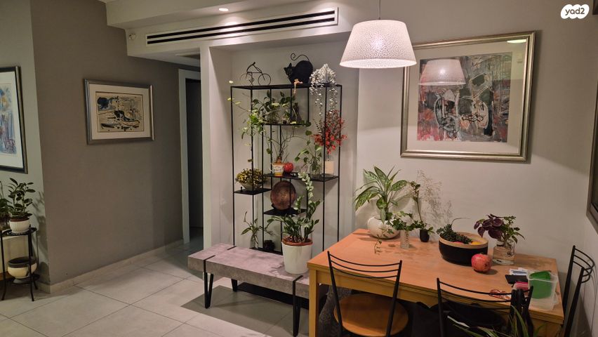 סמטת הדרור 10