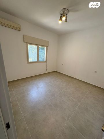 דופלקס, יוסף ויתקין 8, נווה עובד, חדרה