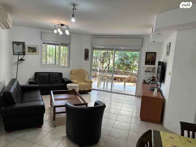 שדרות בן גוריון 17