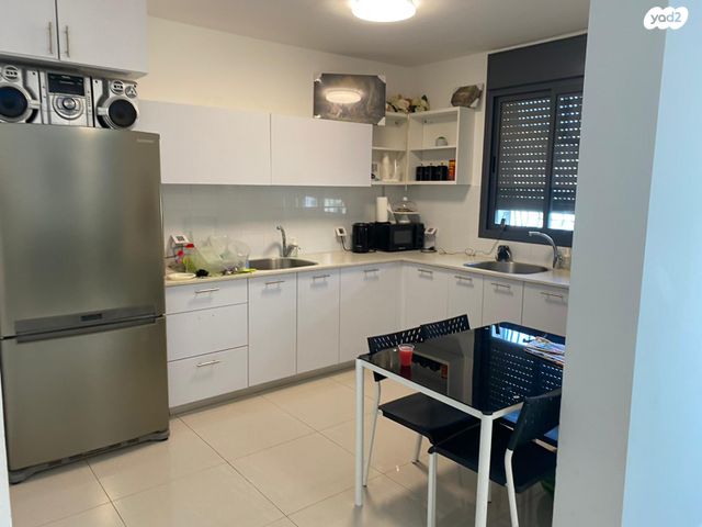 דירה, רב תנחומא 4, דובב מישרים / רמת בית שמש ד-1, בית שמש