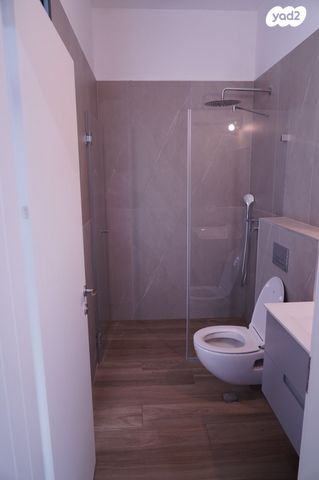 דו משפחתי, דרך השדות 1, השדות, עתלית