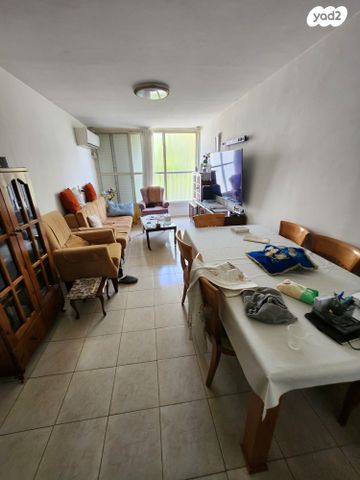 דירה, המעפילים 32, גרין ועם, חולון