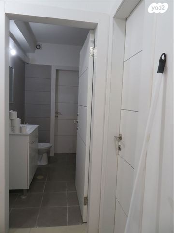 דירה, השקד 60, רכסים, רכסים