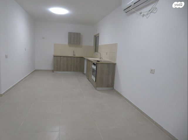 דירה, השקד 60, רכסים, רכסים