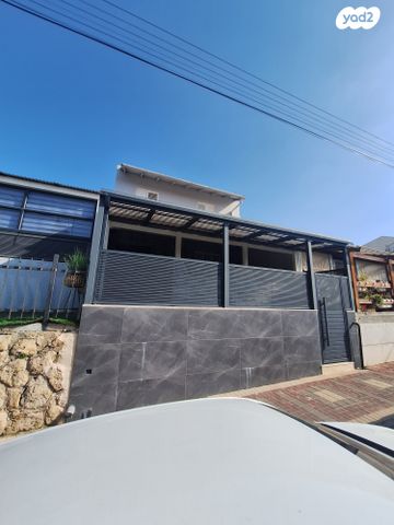 בית פרטי/ קוטג', שדרות גת 11, בני ישראל, קרית גת