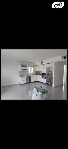 דופלקס, נרקיס 1, גבע בנימין, אדם - גבע בנימין