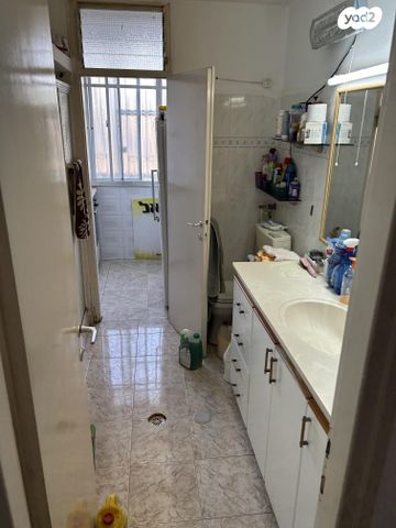 דירה, שדרות ח"ן 10, צור שלום, קרית ביאליק