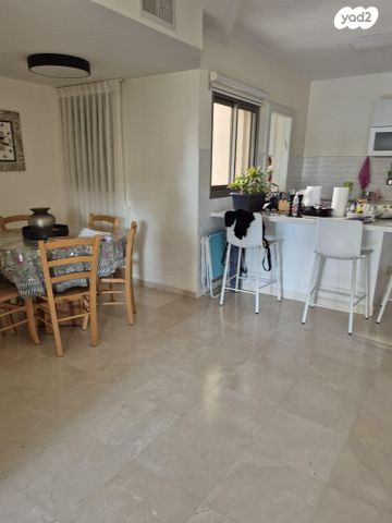 דירה, חובבי ציון 9, שכונת האוצר, חדרה