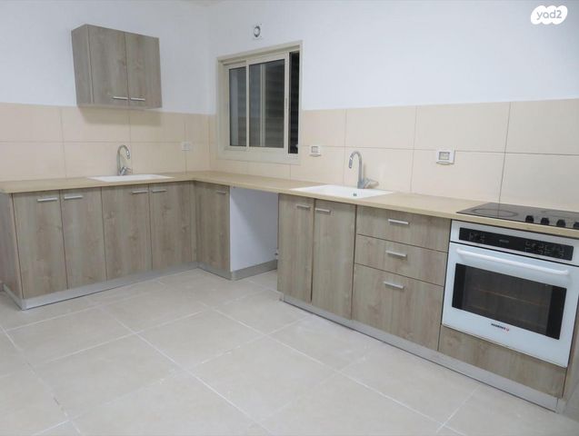 דירה, השקד 60, רכסים, רכסים