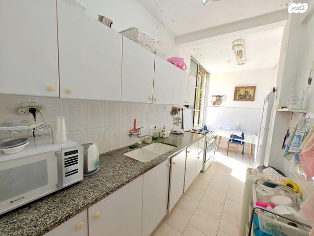 דירת גן, הרבי מויטבסק 4, צהלון, שיכוני חסכון, תל אביב יפו