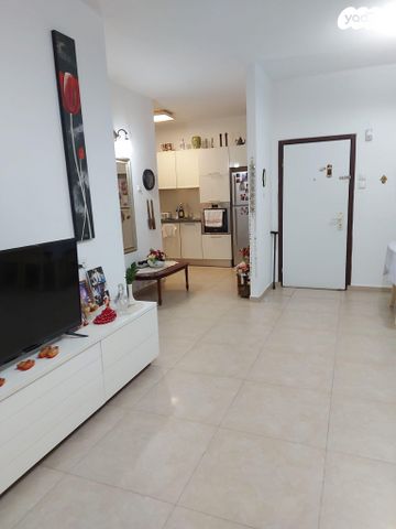 דירה, דרך זאב ז'בוטינסקי 21, תל גיבורים, בני ברק