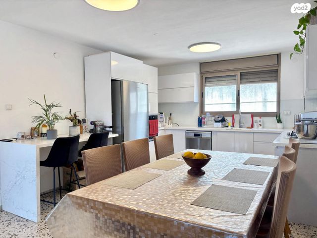 דירה, הארזים 21, כתף, כרמיאל