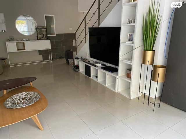 יורק שטיינר 5