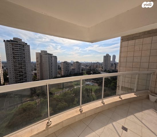 ד"ר יוחנן בדר 6