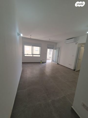 רועי קליין 11