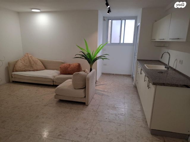 שדרות הארזים 2