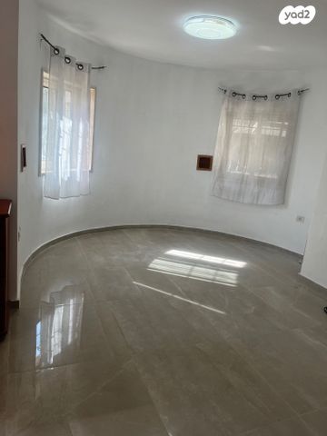 יחידת דיור, גדעון האוזנר 60, הולילנד, ירושלים