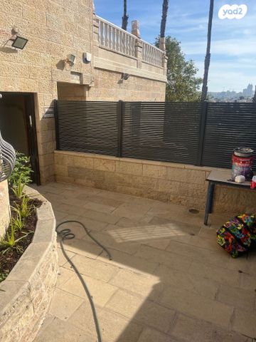 יחידת דיור, גדעון האוזנר 60, הולילנד, ירושלים