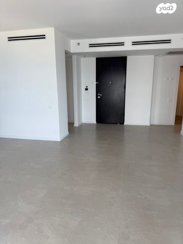 דירה, הביכורים 4, עין התכלת, נתניה