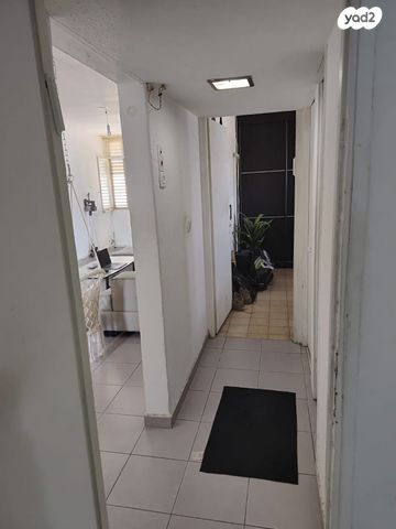 דירה, יצחק שדה 9, יצחק שדה, אזור