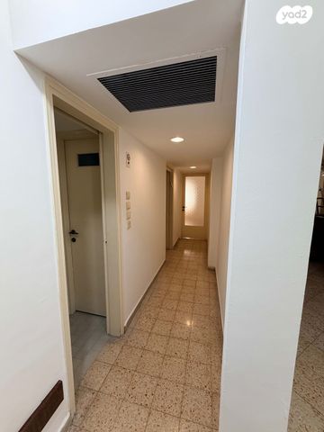 דירה, שמואל הנציב 34, צפון מערב מרכז העיר, נתניה