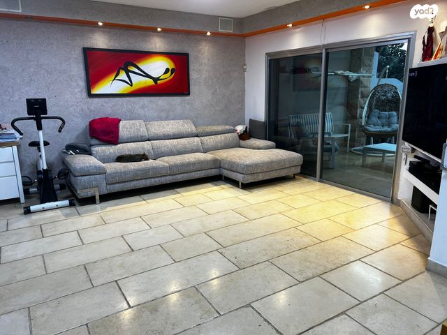 בית פרטי/ קוטג', האזדרכת 6, בנה ביתך, קדימה צורן